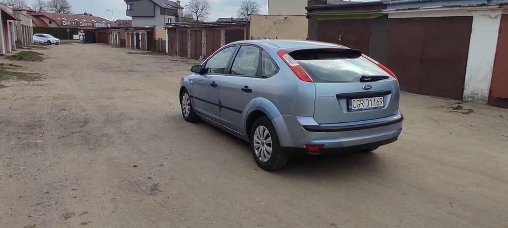 Ford focus 2006 r 1.6 benzyna