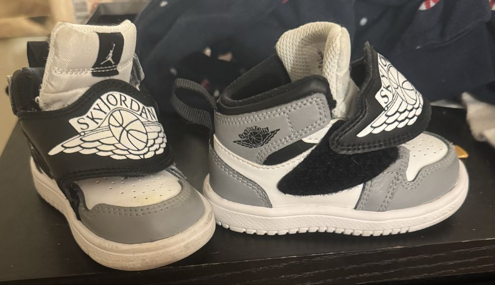 Sapatilhas de Bébé como novas ,  numero 21