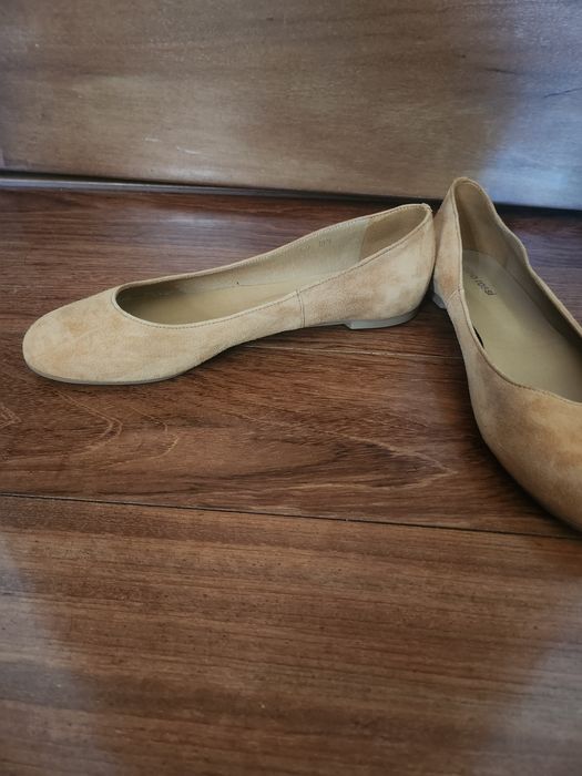 Baleriny zamszowe Gino Rossi r 37,5