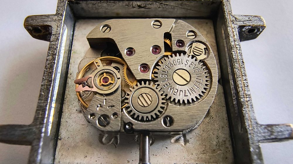 Zegarek Mechaniczny Stary Retro Vintage PRL Zabytkowy