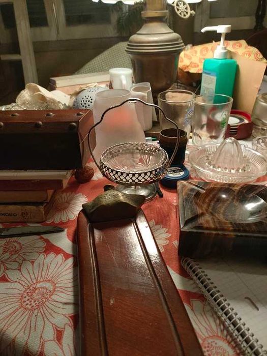 Recheio de Apartamento Vintage - Praça Paiva Couceiro