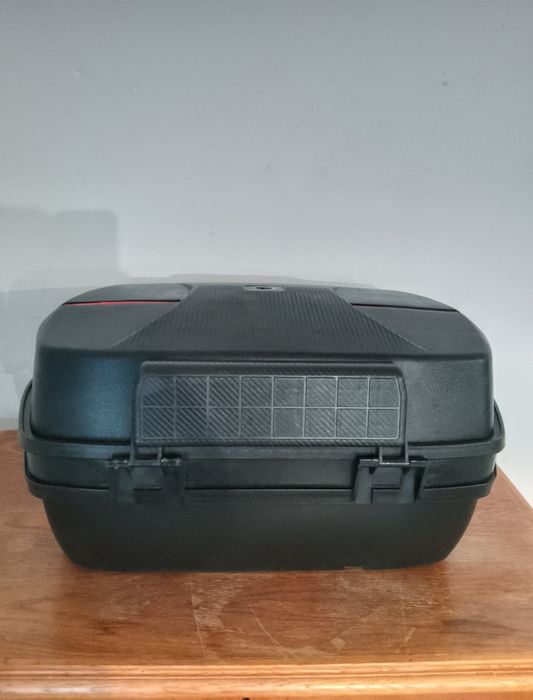 Кофр великий на 2 шоломи. З підставкою до мото