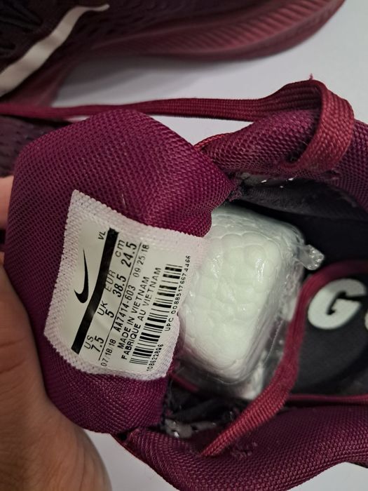 Підліткові кросівки Nike Air Zoom Winflo 5,р 38,5