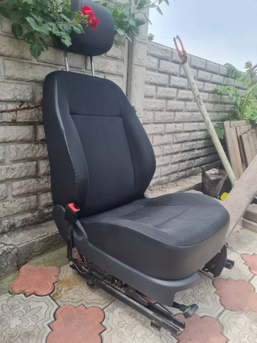 Продам сидіння Volkswagen Caddy 2016 рік