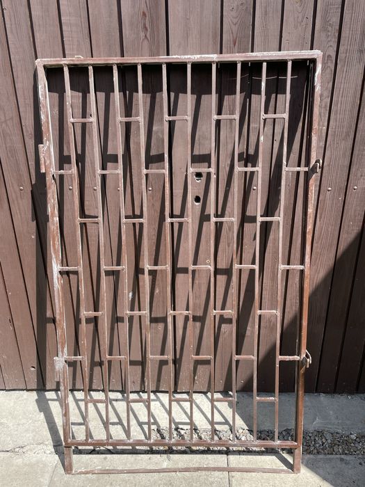 Krata z rama solidna 100 x 166