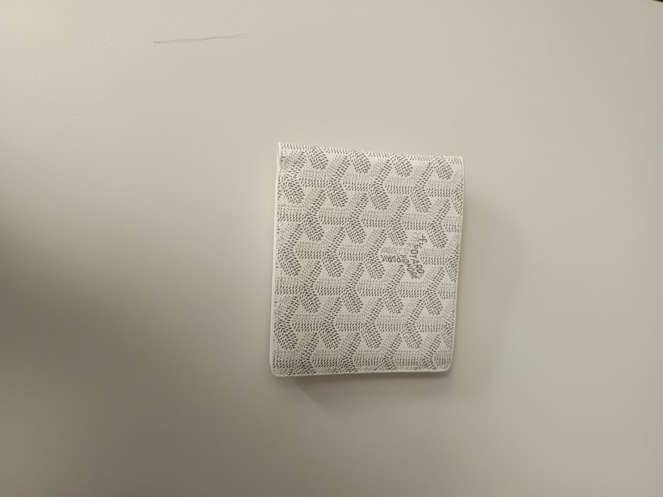Carteira goyard branca