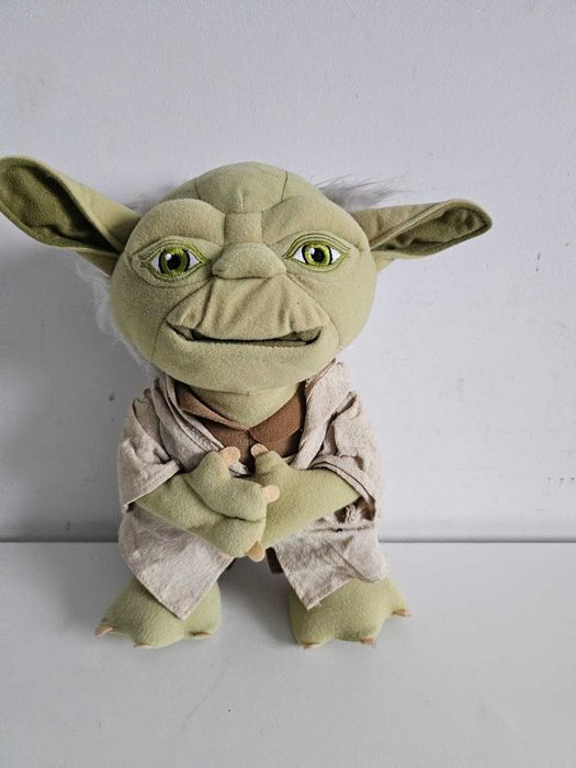 Star Wars maskotka interaktywna Yoda mówiący gadający talking plush