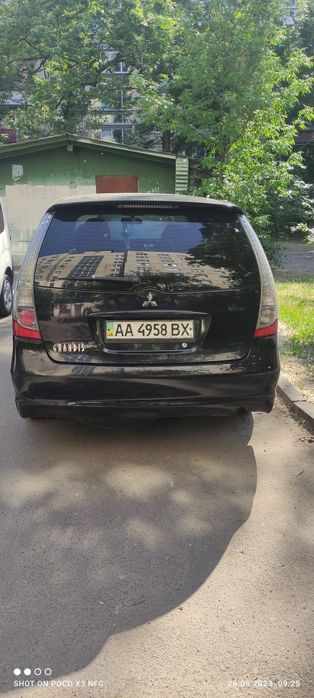 Митсубиси Грандис