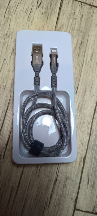 Sprzedam kabel YOURZ M10 przeznaczony do szybkiego ładowania oraz tran