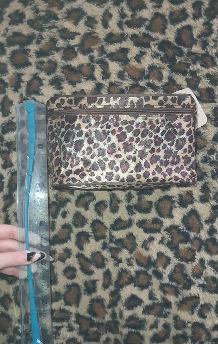 Kosmetyczka w panterkę panterka centki Leopard