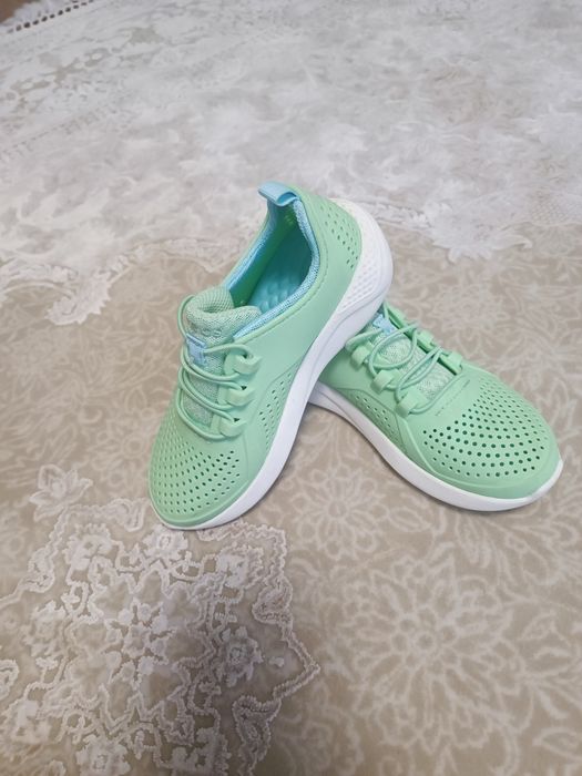 Кросівки crocs розмір с13