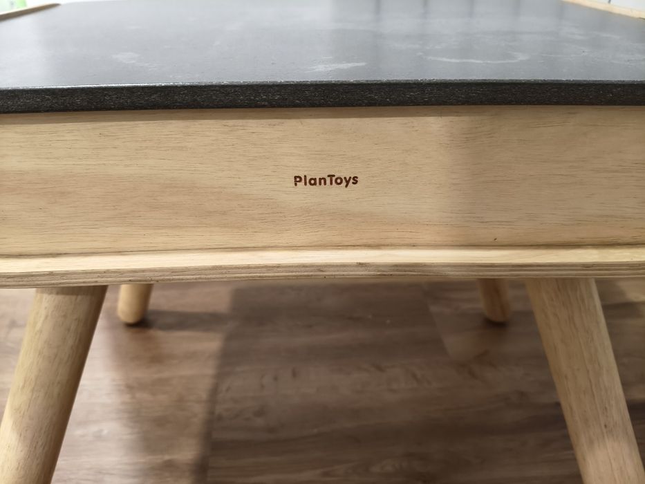 Mesa criança PlanToys
