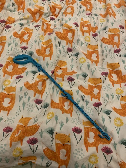 Interakntywna zabawka jezdzi wydaje dzwieki