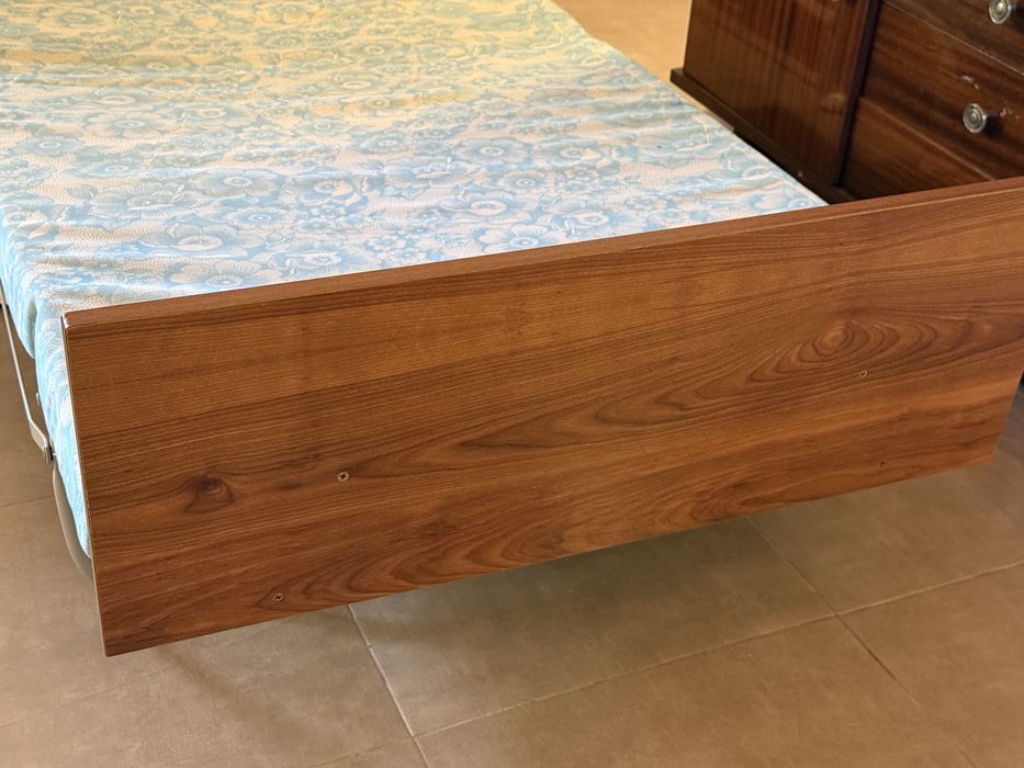 Divã cama desdobravel