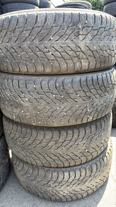 265/60/18 Nokian Hakkapeliitta R 3