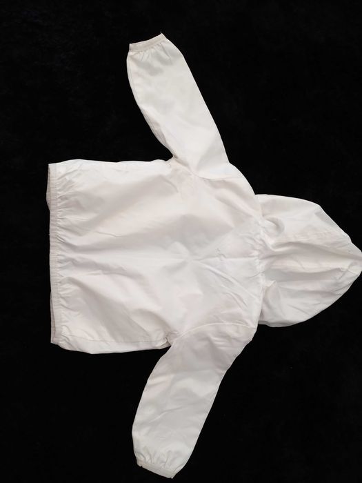 Conjunto casaco, jardineira e t-shirt_ bebe 12-15meses