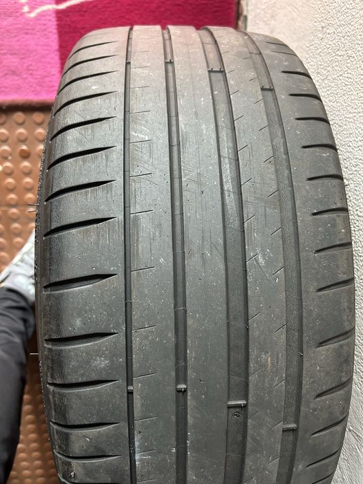 Peneus michelin pilot sport4