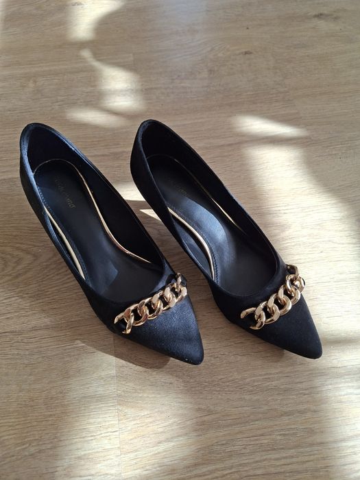 Buty na niskim obcasie 37