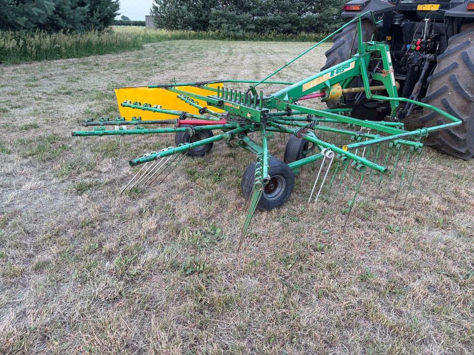 Zgrabiarka Stoll 415 4DS