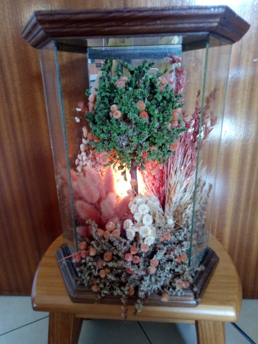 Arranjo floral com luz