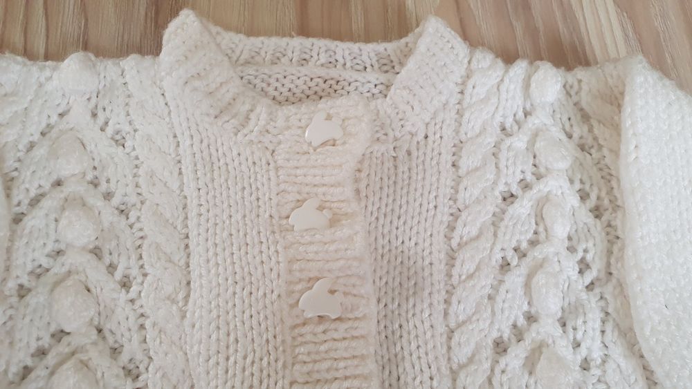 Sweterek sweter ecru do chrztu 50 - 56cm