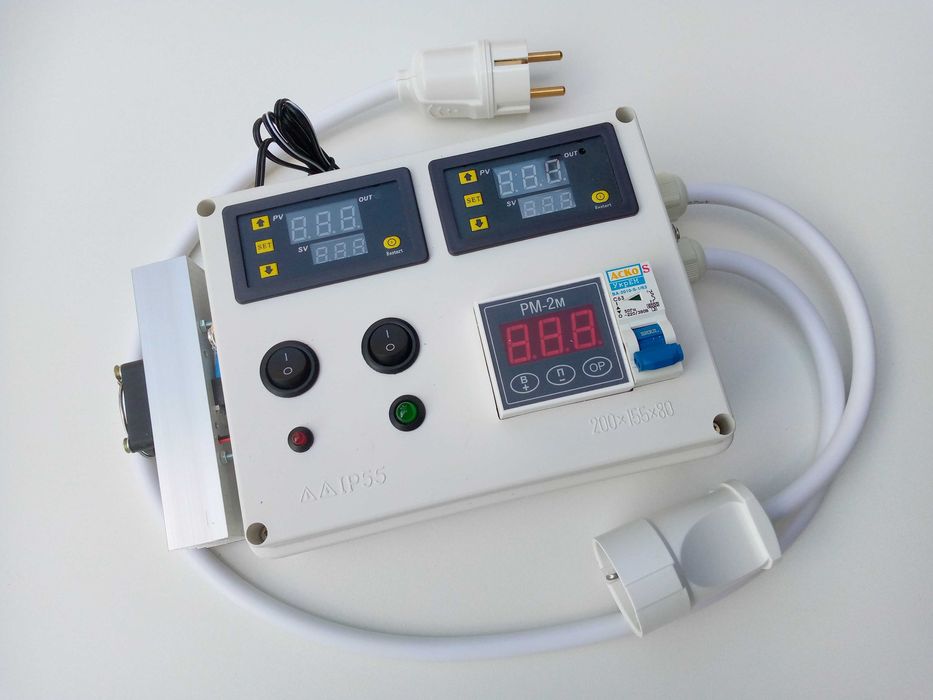 Прибор для дистилляции ректификации рм-2м.Регулятор напряжения.