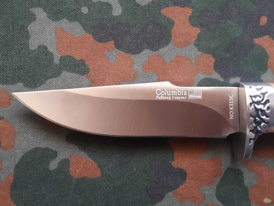 Охотничий нож Columbia K315С 21.5см с деревянной рукояткой и чехлом