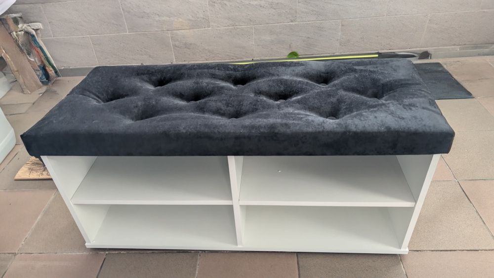 Szafka na buty z siedziskiem