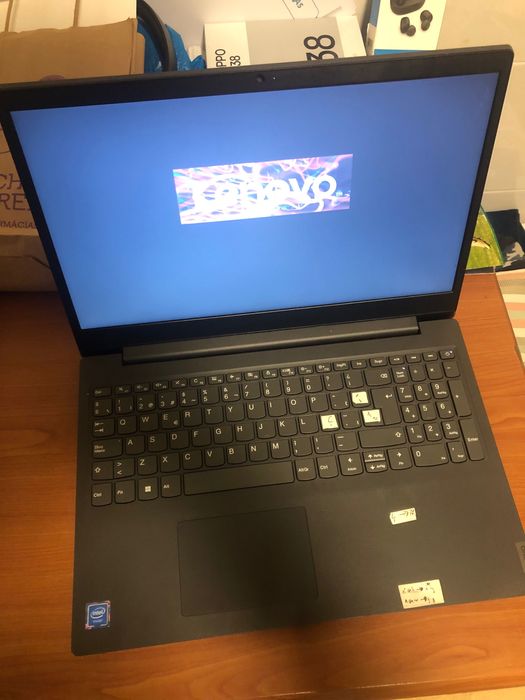 Portátil Lenovo V15 IGL 82C3001WSP N4020 8/256GB 15.6"