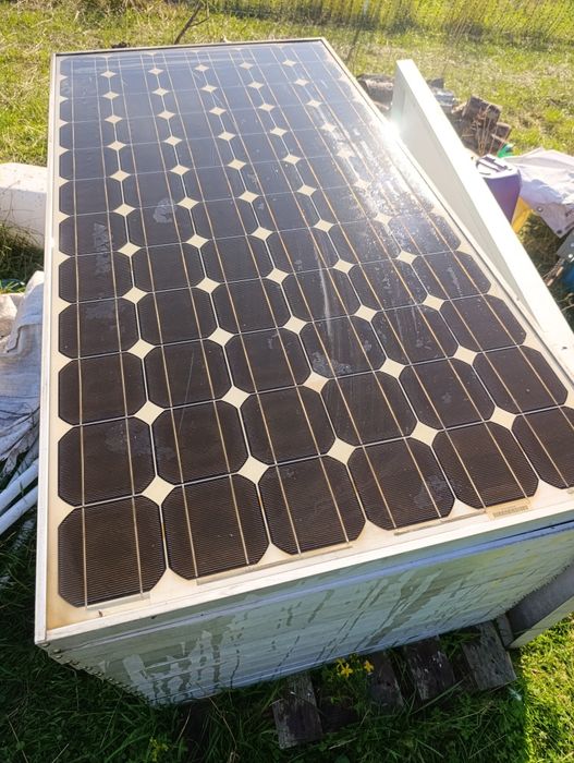 Panele słoneczne 2.5Kw , 15 szt