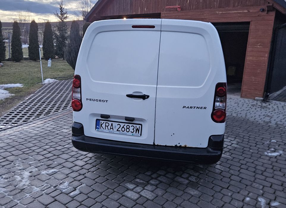 Peugeot Partner Long 3-osoby 1,6 HDi