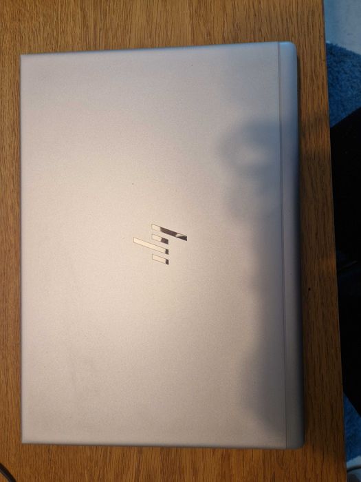 HP ELiteBook 840 G5 i7 12GB RAM 256GB NVMe, Rato Logitech