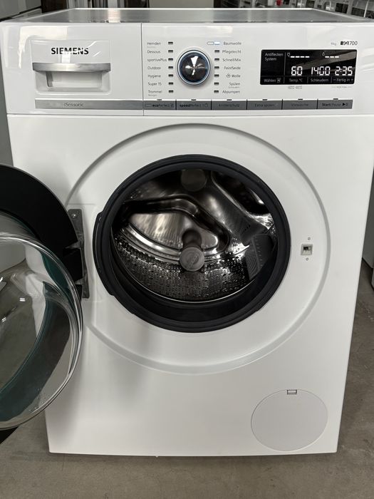 Німецька пральна машина Siemens iQ700 9 кг, A+++
