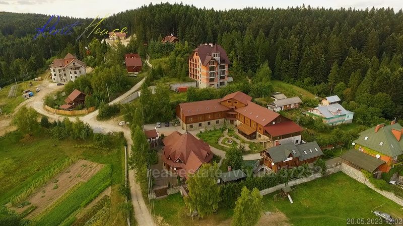 Продаж готельно-ресторанного комплексу в Карпатах (Східниця)