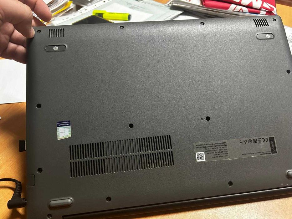 LENOVO Ideapad 330