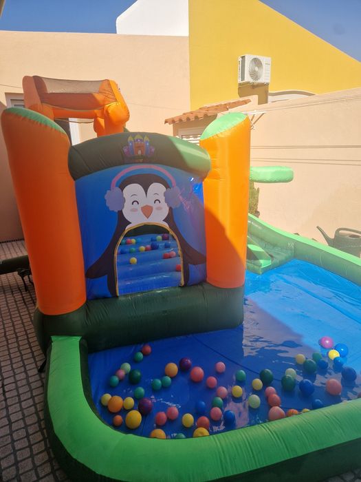 Aluguer de insuflável infantil