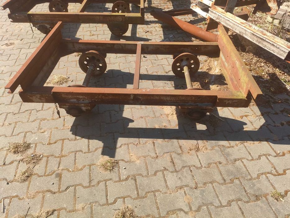 Wózek kolejowy transportowy .podwozie kolejowe wózki kolejowe, wózki stalowe,wózki metalowe