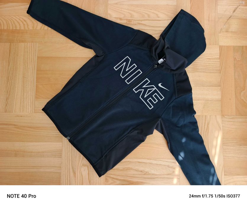 Bluza Nike na zamek
