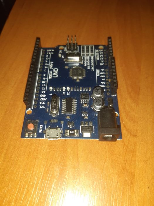 Arduino UNO R3 mega328P, MicroUSB