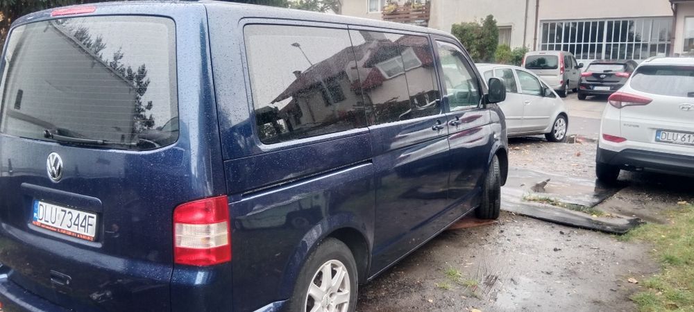 VW T5 MULTIVANprywatnie