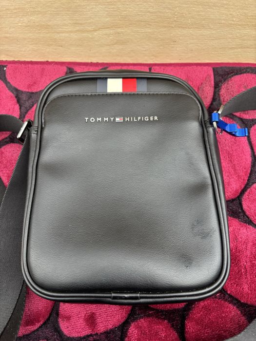 Сумка планшет через плече чоловіча Tommy Hilfiger