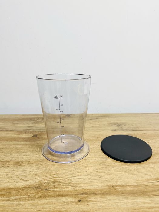 Pojemnik zamykany z miarką 1 l