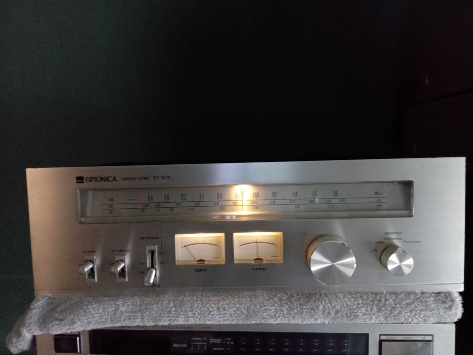 Tuner Optonica ST 1616