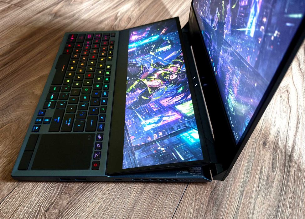Ноутбук ASUS ROG Zephyrus Duo 15 GX550LWS