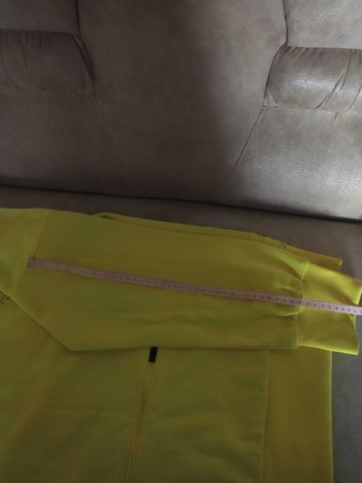 Спортивна чоловіча кольорова куртка Адідас