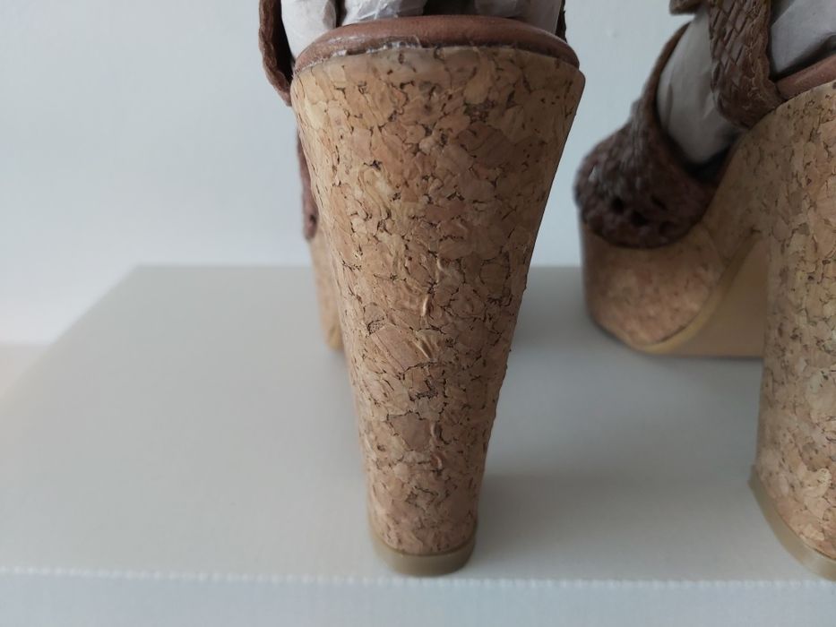 Sandały korek słupek brązowe ażurowe 37 letnie