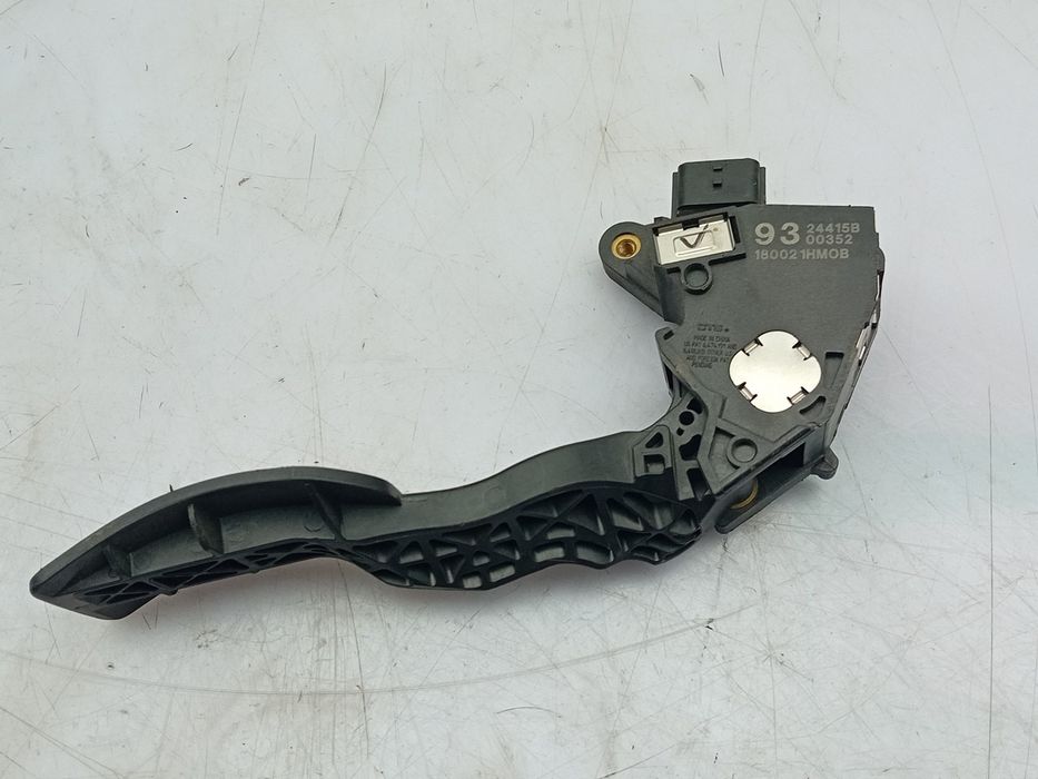 Pedal do acelerador NISSAN Juke (F15)
