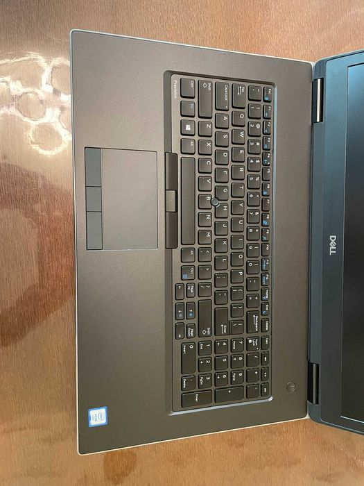 Ноутбук 17 FHD Dell Precision 7740 (i9-9880H/16GB/SSD 512GB/RTX 4000)
