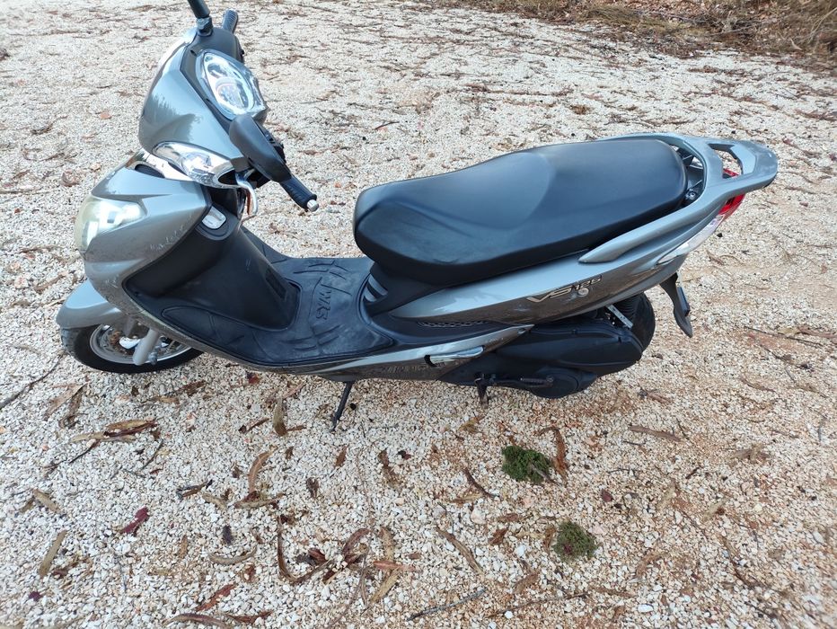Scooter SYM 125 VS