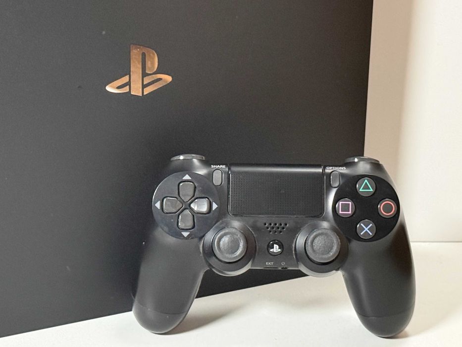 Konsola Sony PlayStation 4 Pro PS4 1TB + Pad | Super Stan | Gwarancja | CUH 7216B